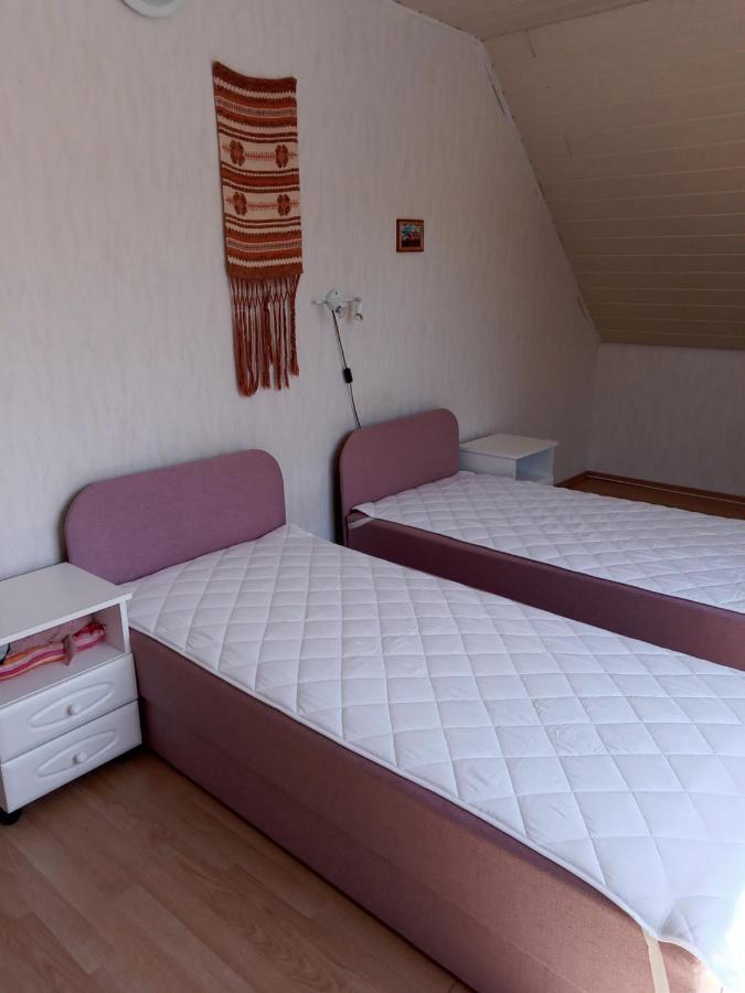 Ket Cseresznye Vendeghaz Siófok Zewnętrze zdjęcie